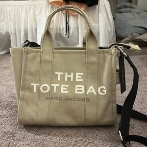 Marc Jacobs “The Tote Bag”